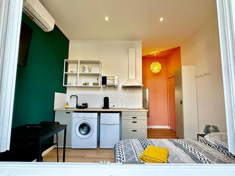 Petit Studio Cosy - Proche Gare Apartment ตูลง ภายนอก รูปภาพ